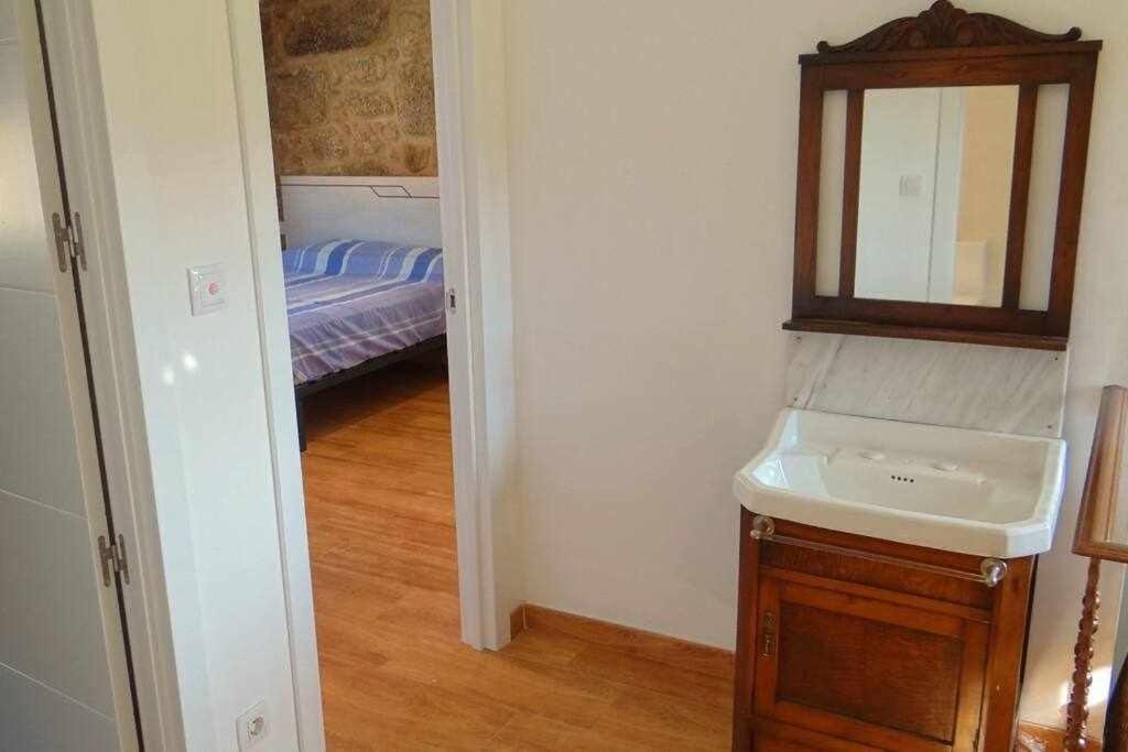 Casa rural recién restaurada en Canedo con terraza Carnota Esterno foto