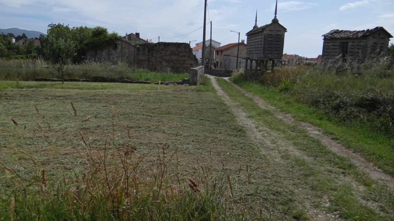 Casa rural recién restaurada en Canedo con terraza Carnota Esterno foto